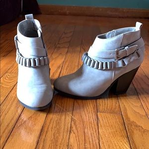 JustFab Gray Ankle Booties (Size US 9)
